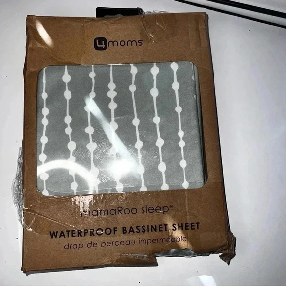 4moms Mamaroo Waterproof Bassinet Sheet Sage Grey Beads BRAND NEW - Picture 1 of 2